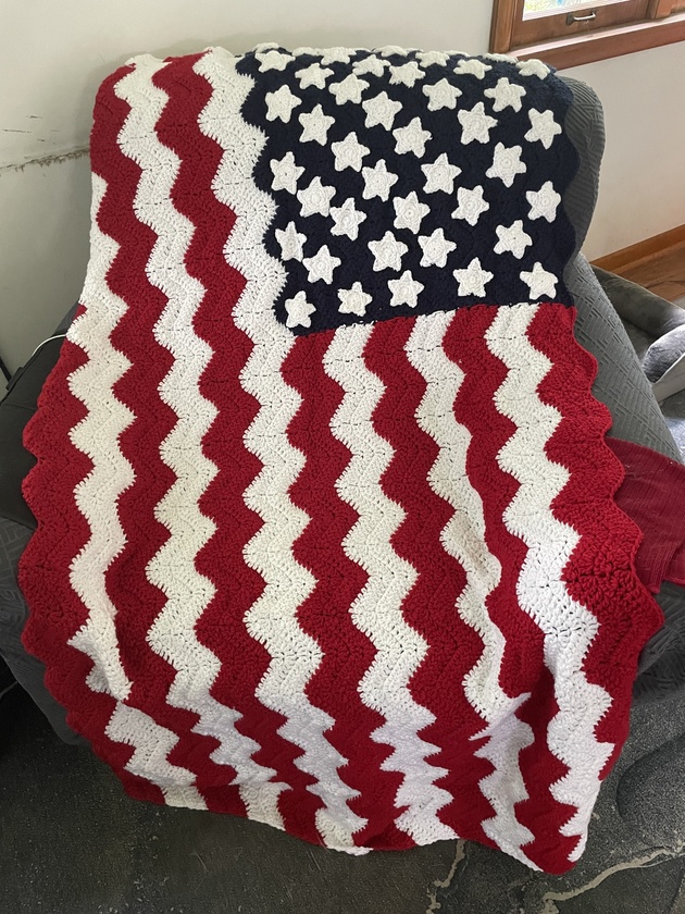 https://hoofer.locals.com/upost/8122872/american-flag-afghan