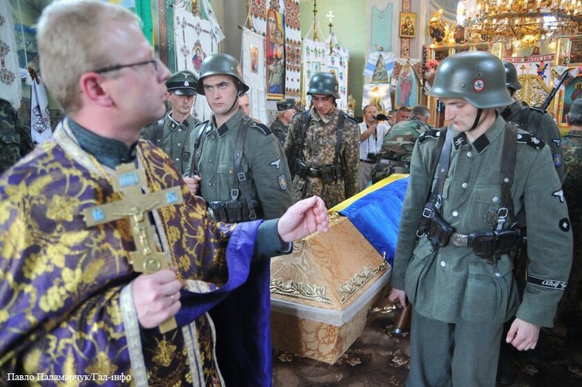 ZONE 404 LVIV nazis pretend in campy uniforms 